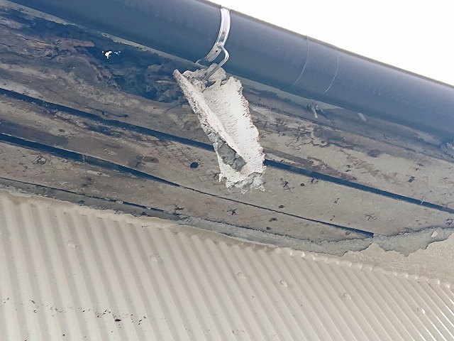 天井に光が見える